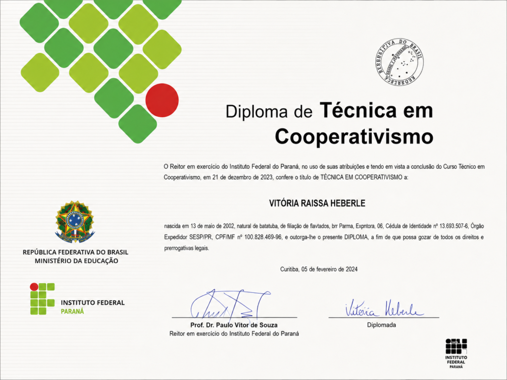 Diploma de conclusão do Curso Técnico em Cooperativismo concedido à designer Vitória Heberle pelo Instituto Federal do Paraná (IFPR).