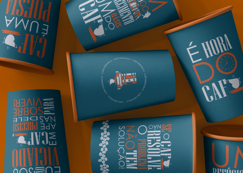 Free Coffee Cups Mockup